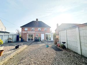 Rear- click for photo gallery